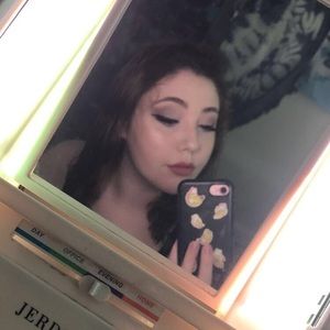 Meet your Posher, Victoria